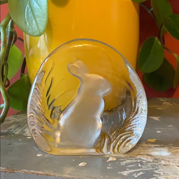 ZAJECAR Other - ZAJECAR 24% lead crystal BUNNY rabbit paperweight